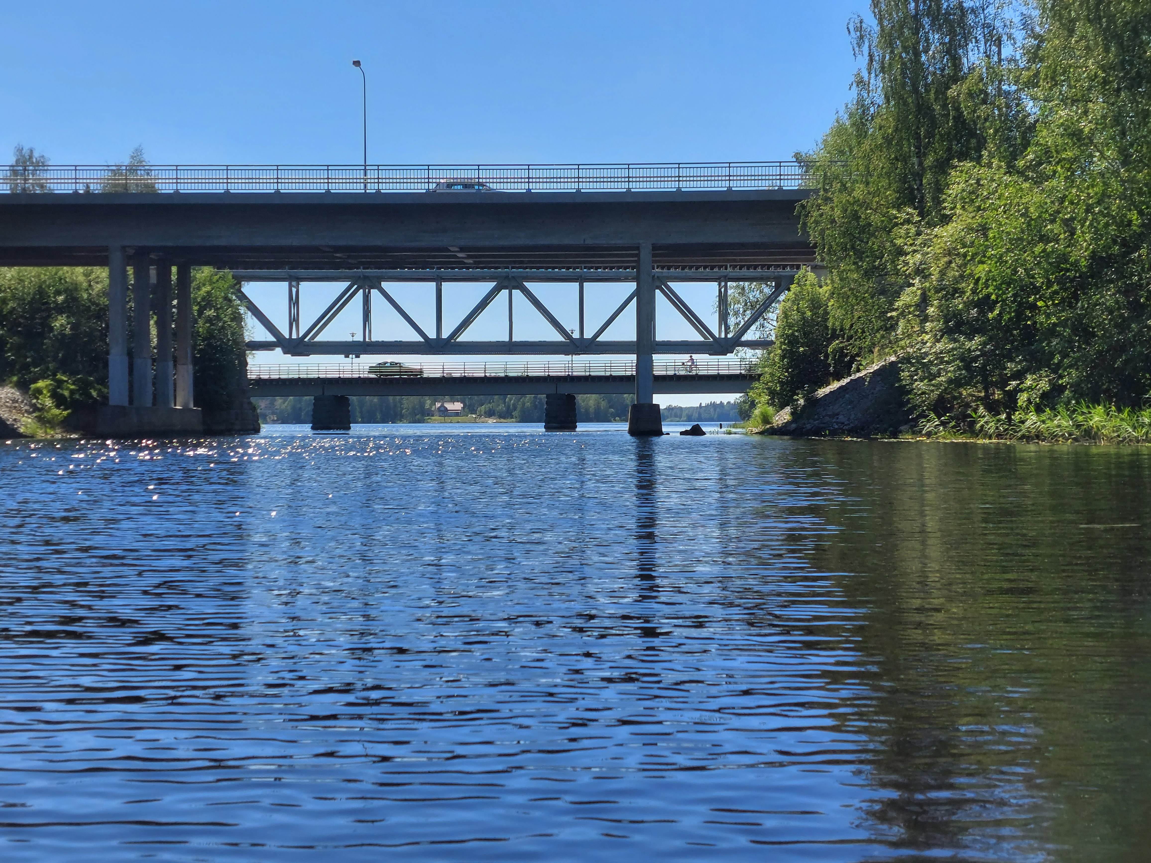 Kaksi siltaa